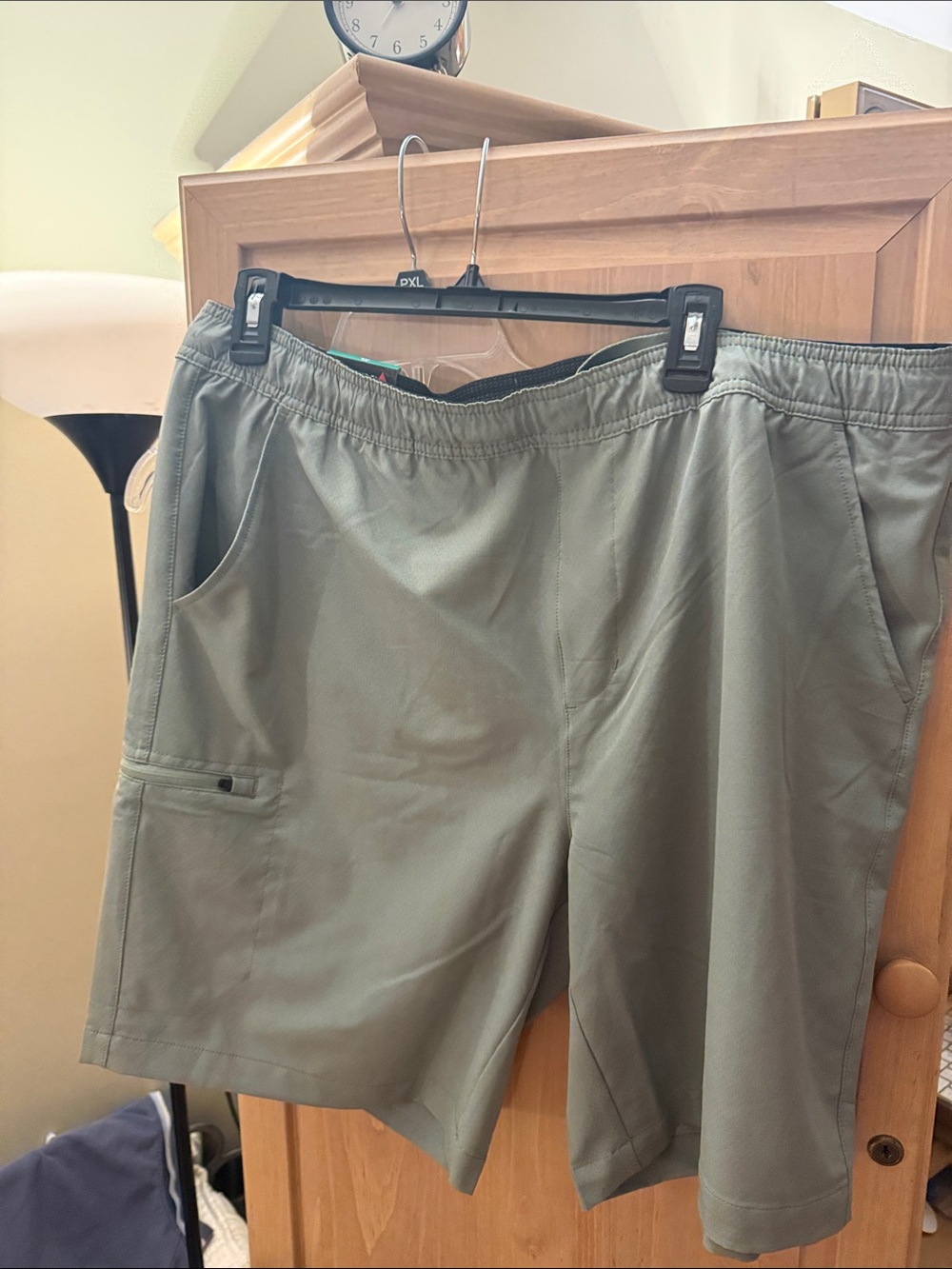 Gerry Men's Pull-On Trail Shorts Flat Front Stretch Green XL
